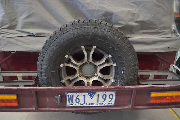 2015 Eagle Trailers & Campers Red Cherokee