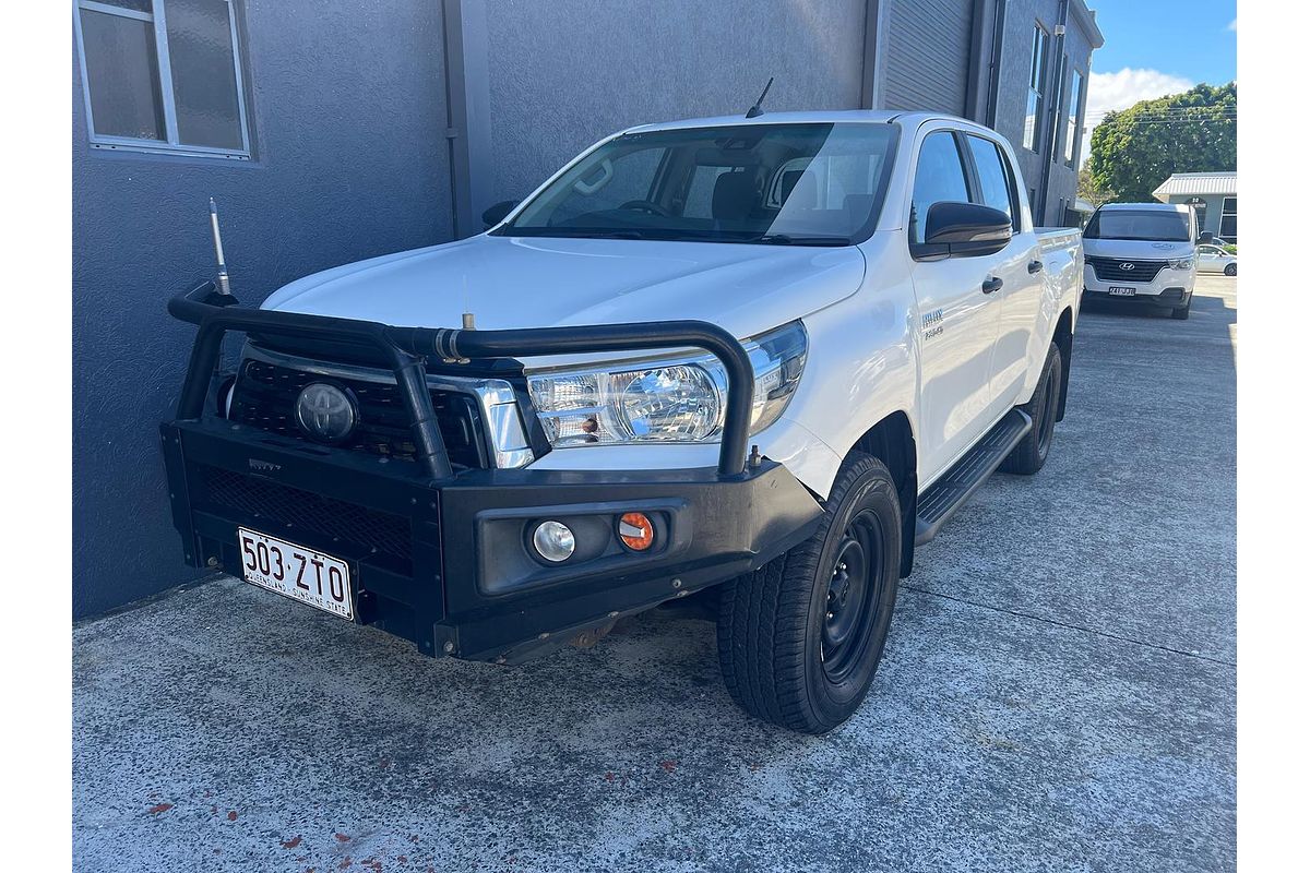 2020 Toyota Hilux SR GUN126R 4X4