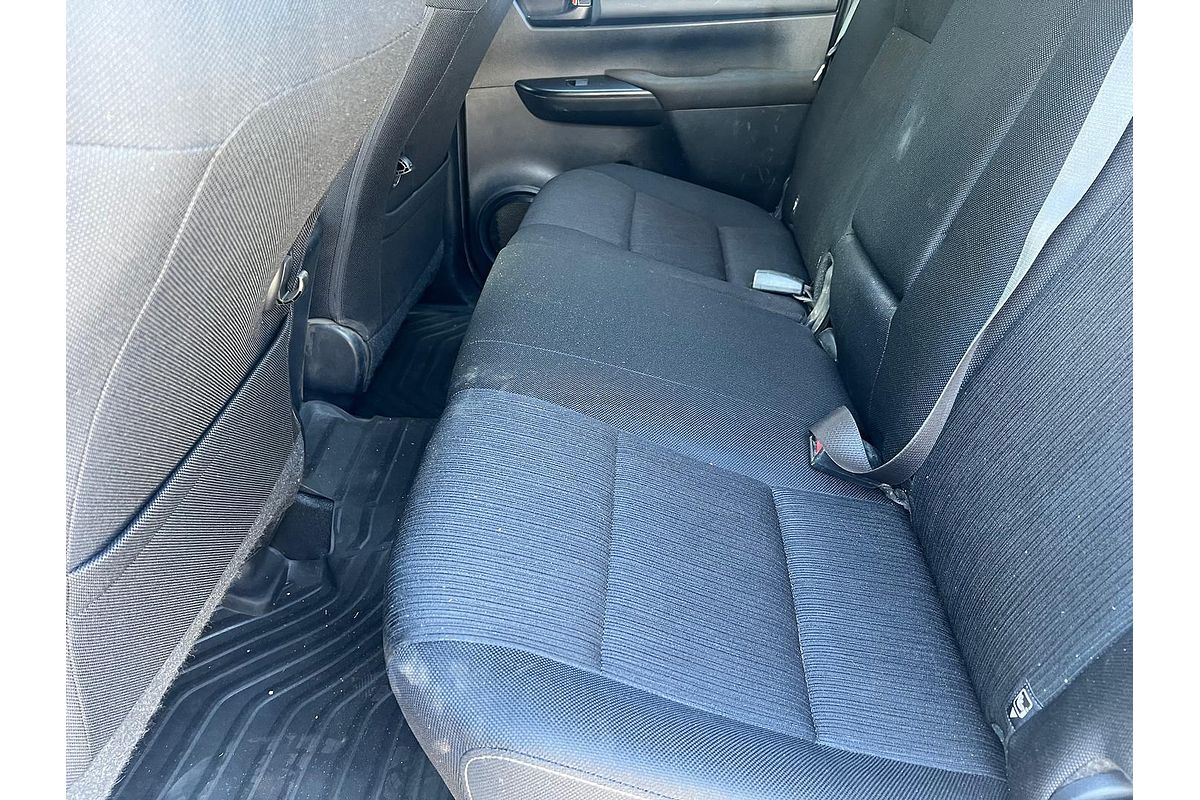 2020 Toyota Hilux SR GUN126R 4X4