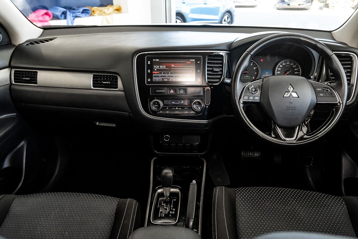 2017 Mitsubishi Outlander LS ZK