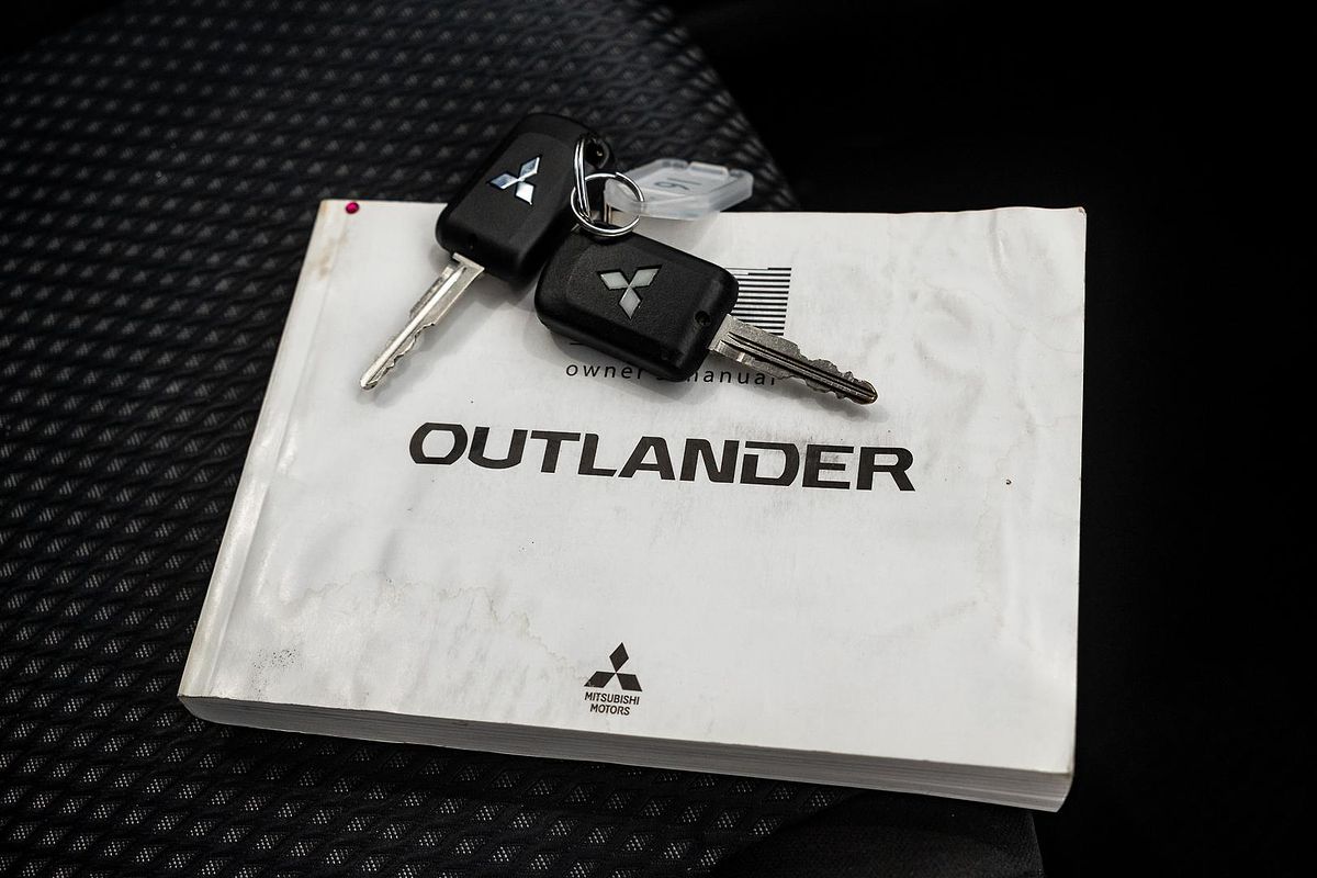 2017 Mitsubishi Outlander LS ZK