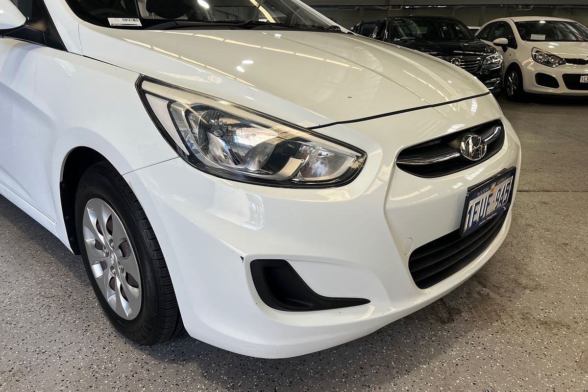 2015 Hyundai Accent Active RB2