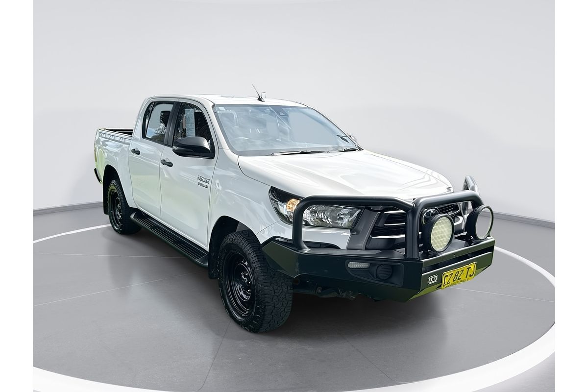 2020 Toyota Hilux SR GUN126R