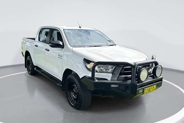 2020 Toyota Hilux SR GUN126R