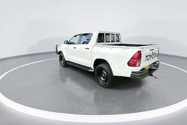 2020 Toyota Hilux SR GUN126R