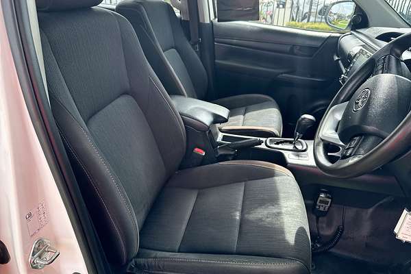2020 Toyota Hilux SR GUN126R