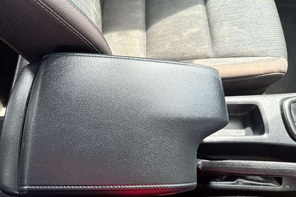 2020 Toyota Hilux SR GUN126R