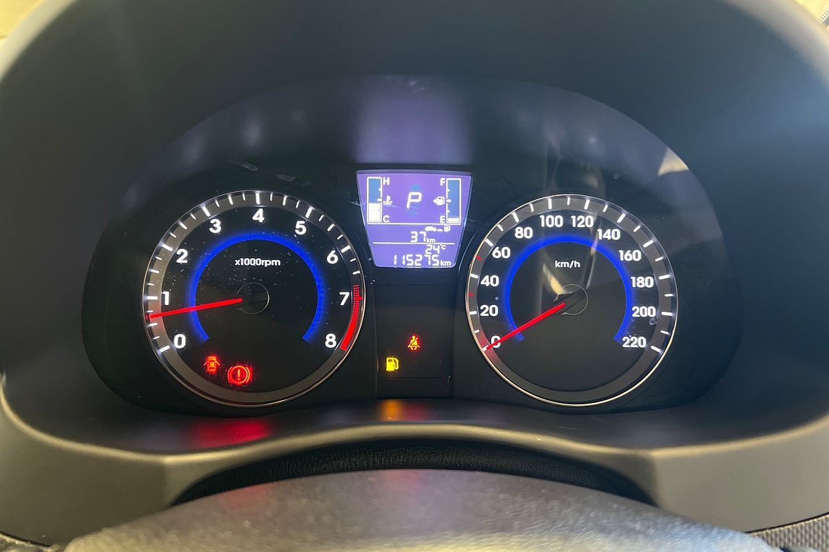 2015 Hyundai Accent Active RB2