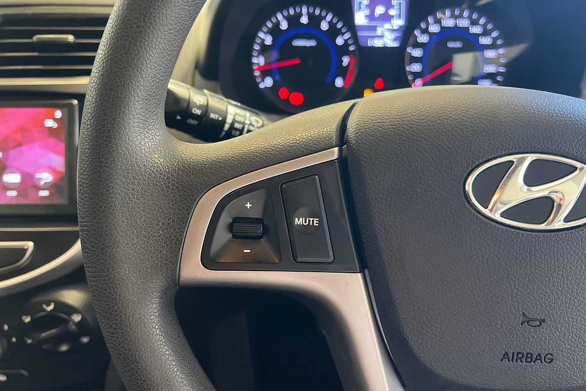 2015 Hyundai Accent Active RB2