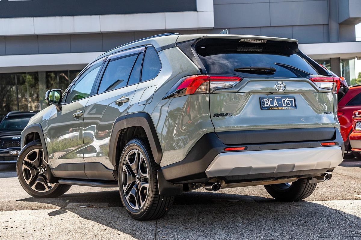 2019 Toyota RAV4 Edge AXAA54R