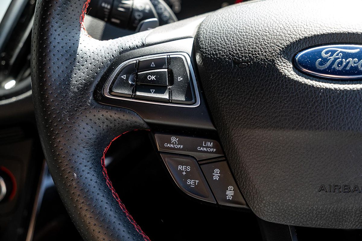 2019 Ford Escape ST-Line ZG