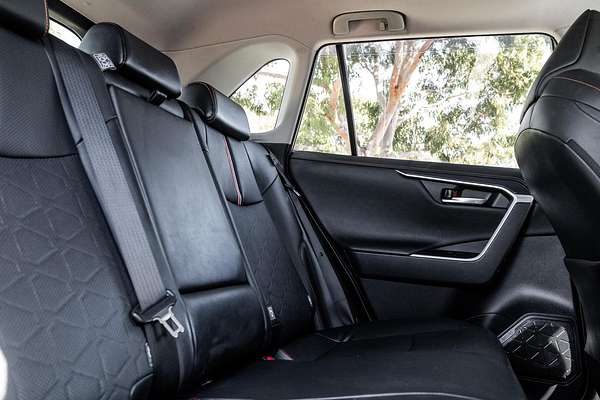2019 Toyota RAV4 Edge AXAA54R