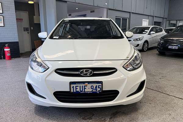 2015 Hyundai Accent Active RB2