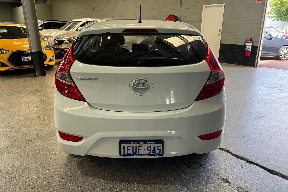2015 Hyundai Accent Active RB2