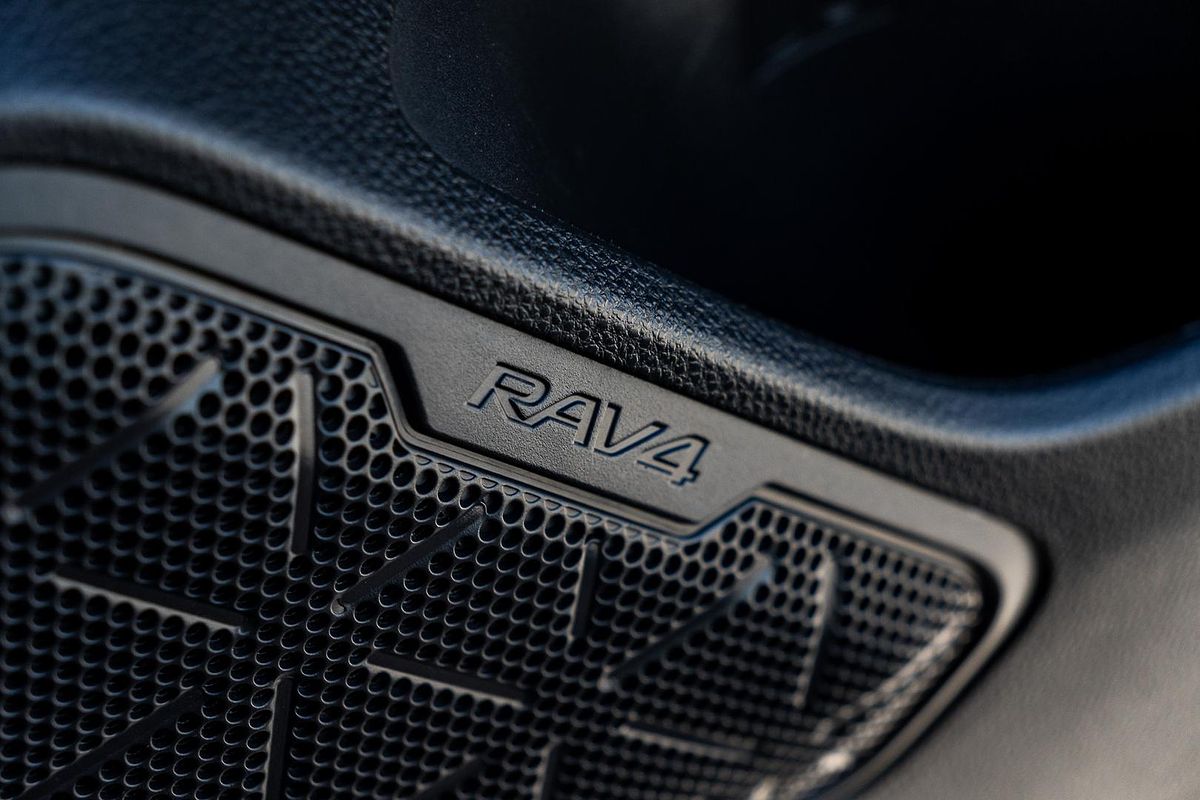 2019 Toyota RAV4 Edge AXAA54R
