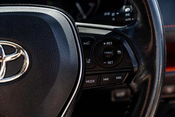 2019 Toyota RAV4 Edge AXAA54R