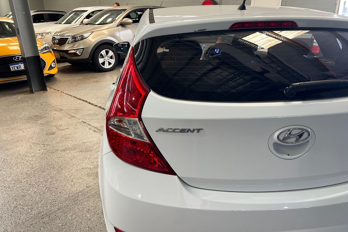 2015 Hyundai Accent Active RB2