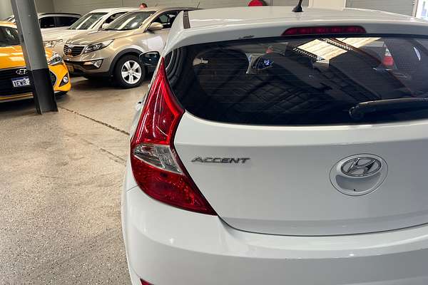 2015 Hyundai Accent Active RB2