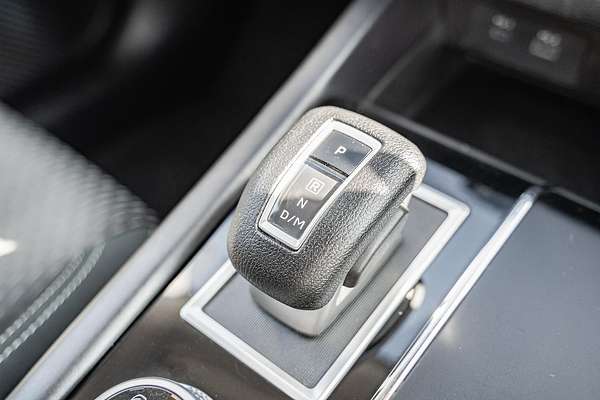 2023 Mitsubishi Outlander ES ZM
