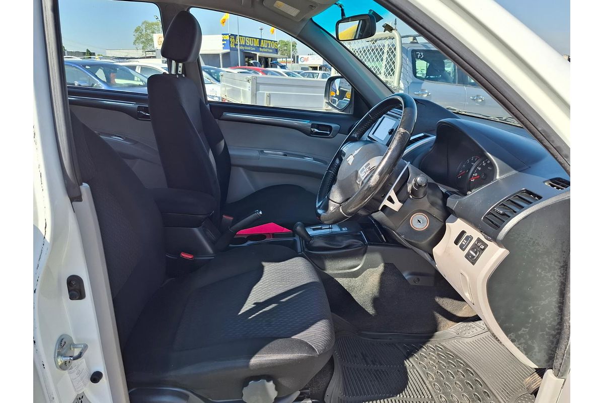 2015 Mitsubishi Challenger PC