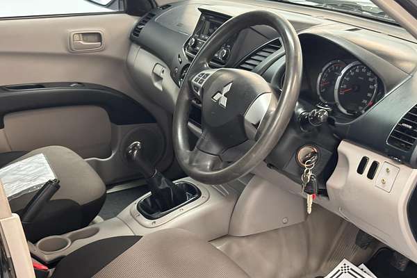 2015 Mitsubishi Triton GL MN Rear Wheel Drive