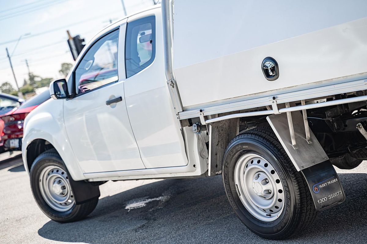 2019 Isuzu D-MAX SX High Ride Rear Wheel Drive