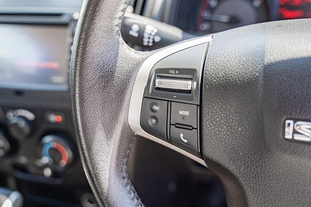2019 Isuzu D-MAX SX High Ride Rear Wheel Drive