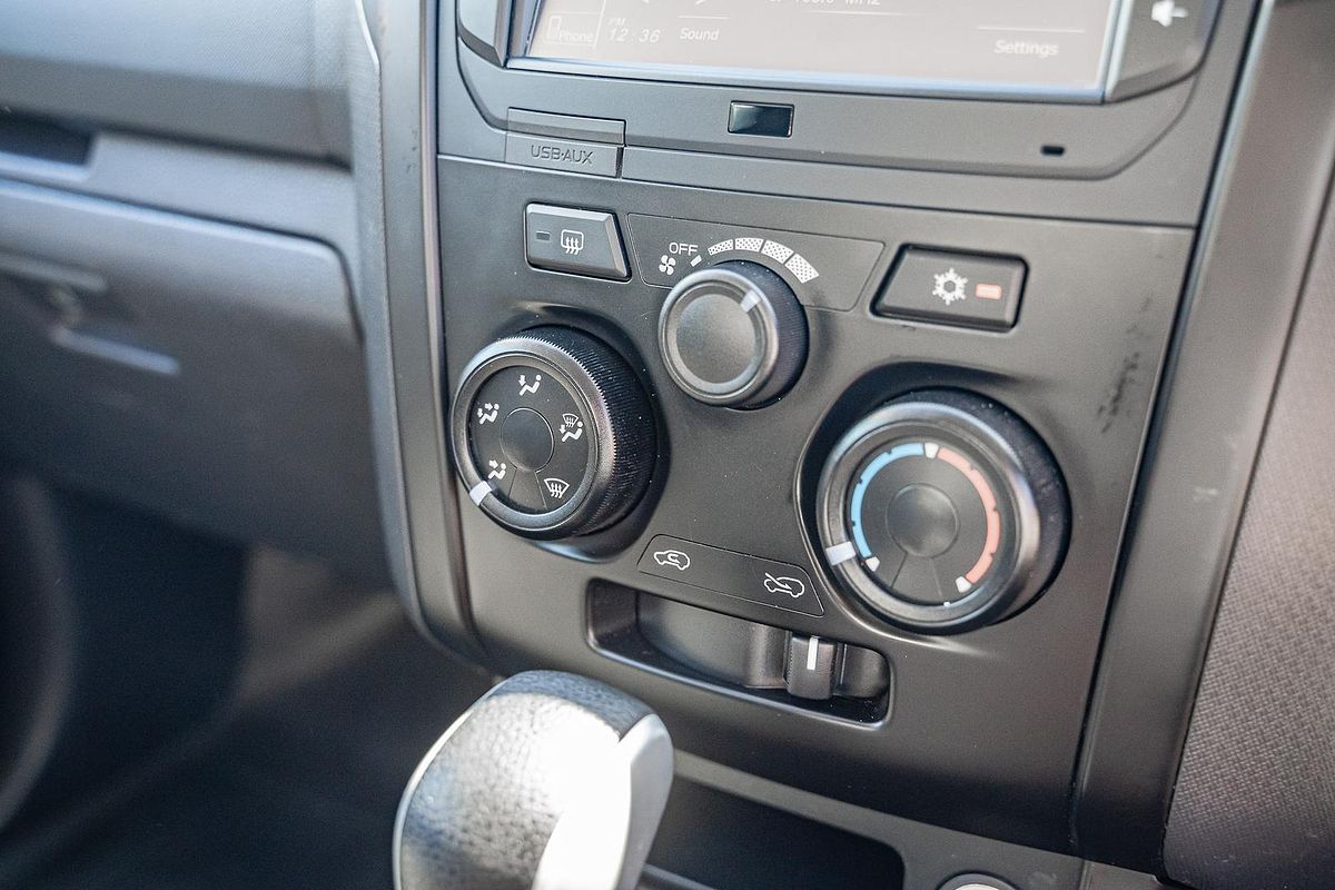 2019 Isuzu D-MAX SX High Ride Rear Wheel Drive
