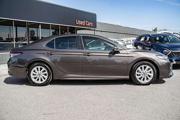2021 Toyota Camry Ascent Sport AXVH70R