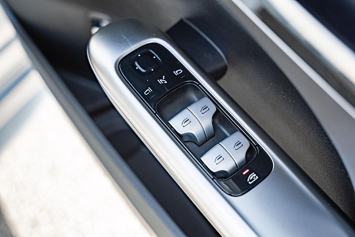2023 Mercedes-Benz C-Class C200 W206