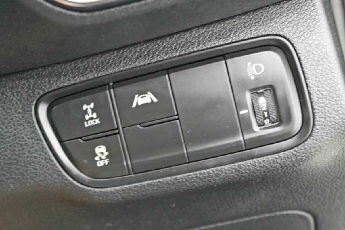 2021 Hyundai Santa Fe Active TM.V3