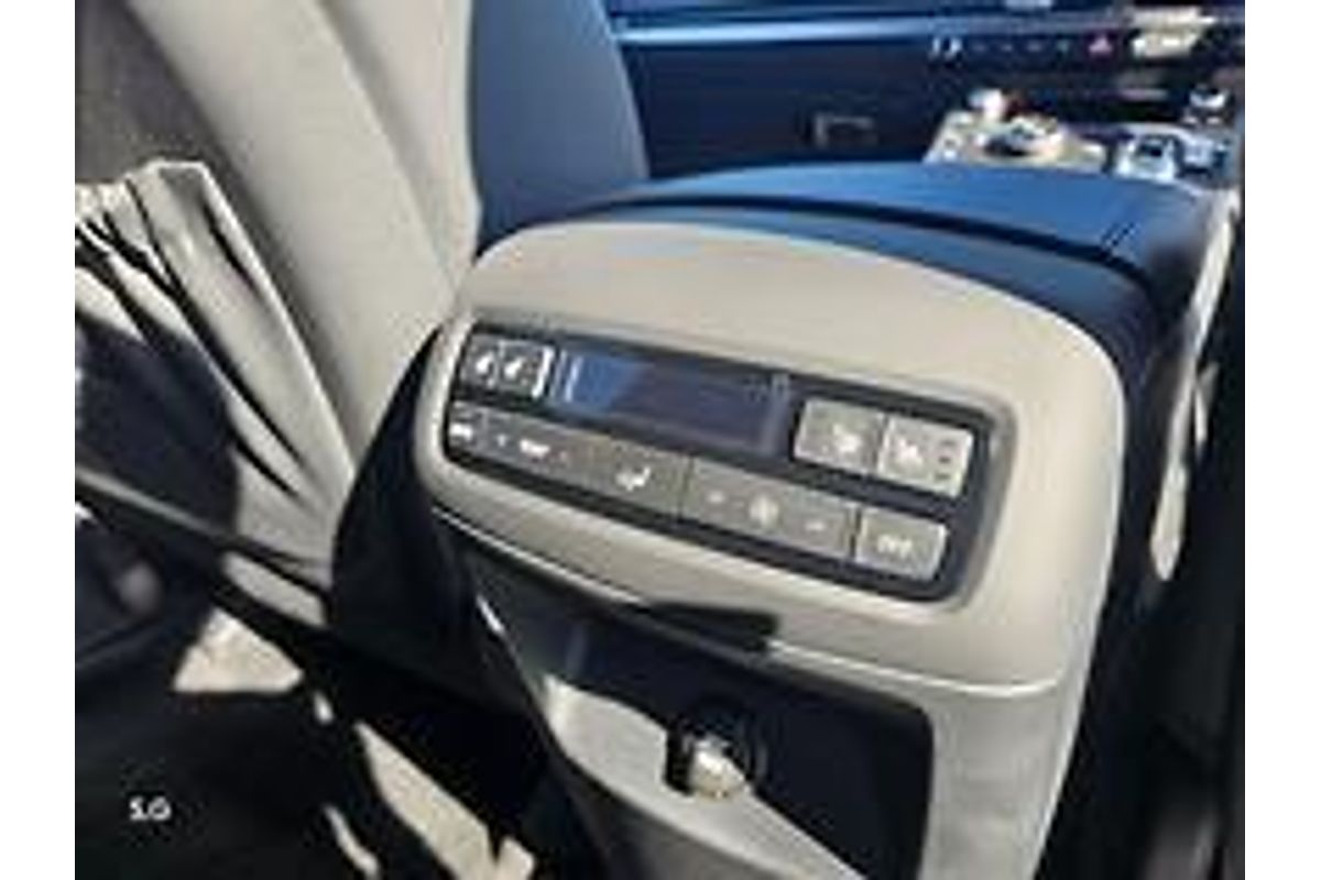 2024 Hyundai Palisade Calligraphy Black Ink LX2.V5