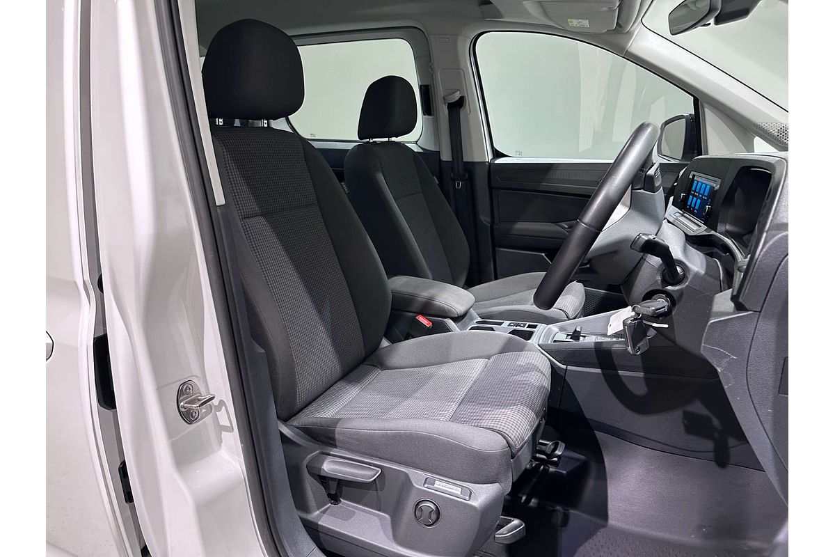 2022 Volkswagen Caddy TSI220 5 LWB