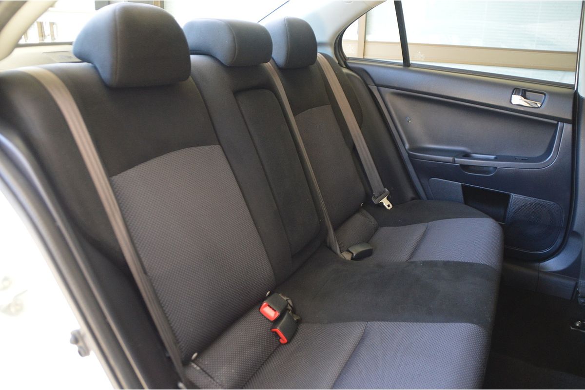 2017 Mitsubishi Lancer ES Sport CF