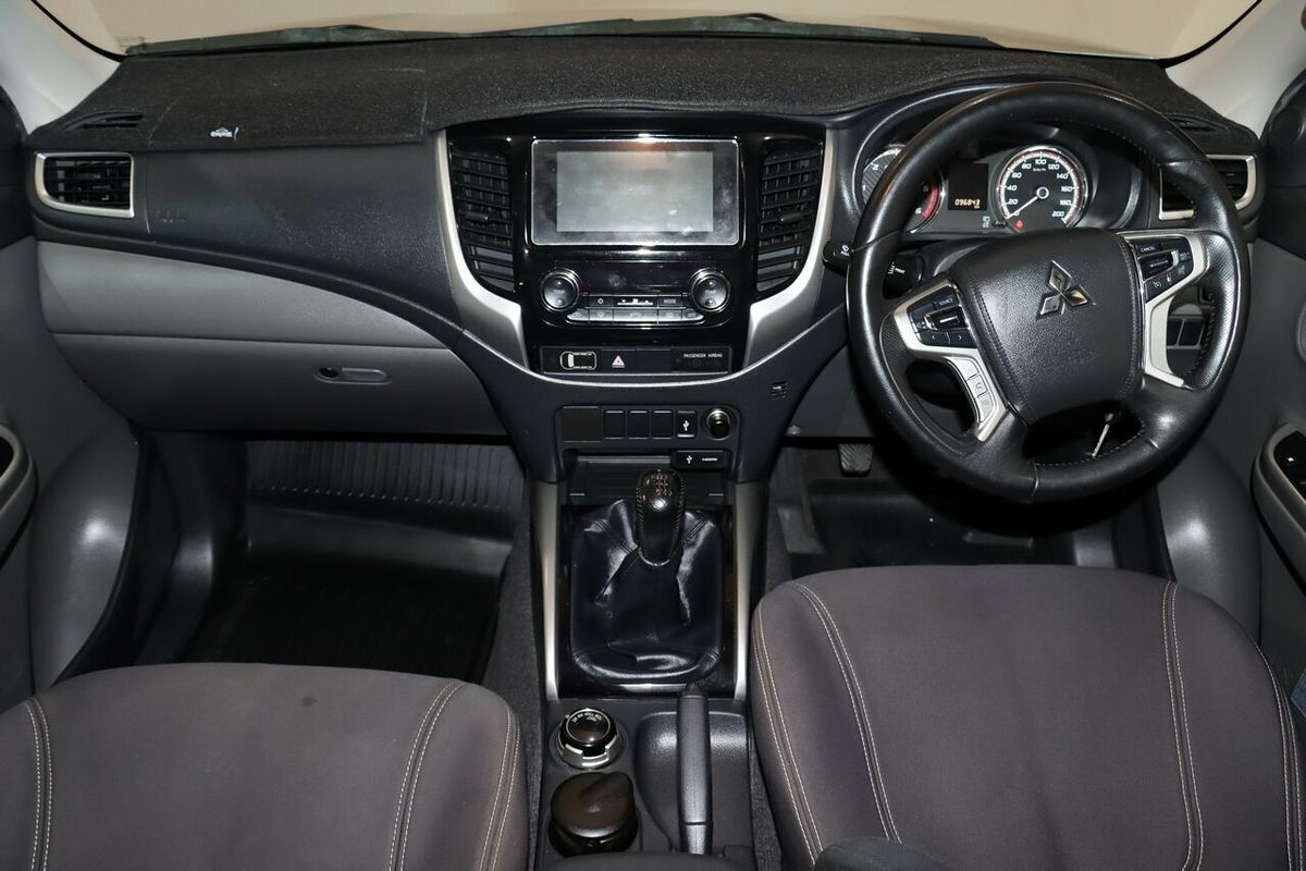 2017 Mitsubishi Triton GLS MQ 4X4