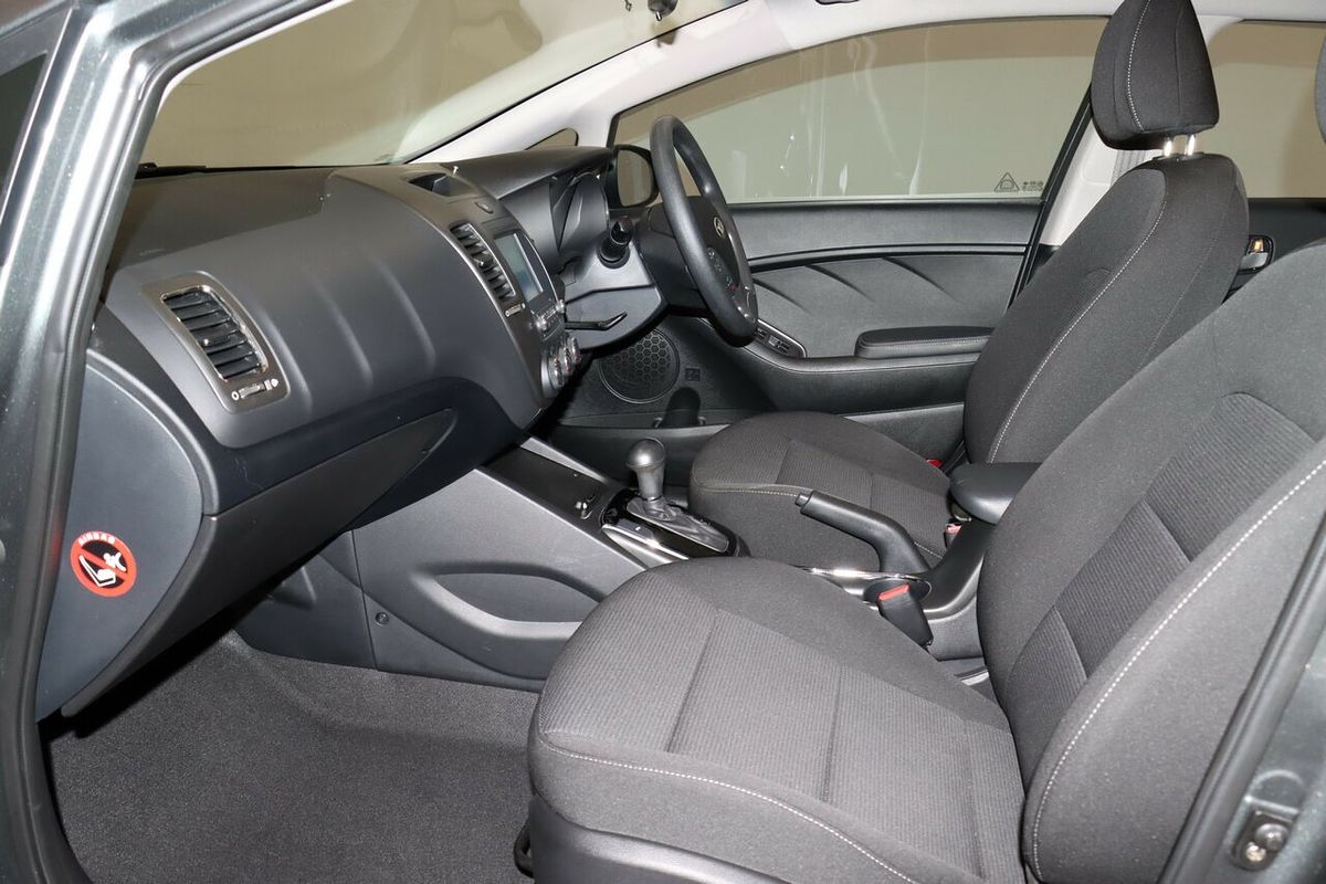 2017 Kia Cerato S YD