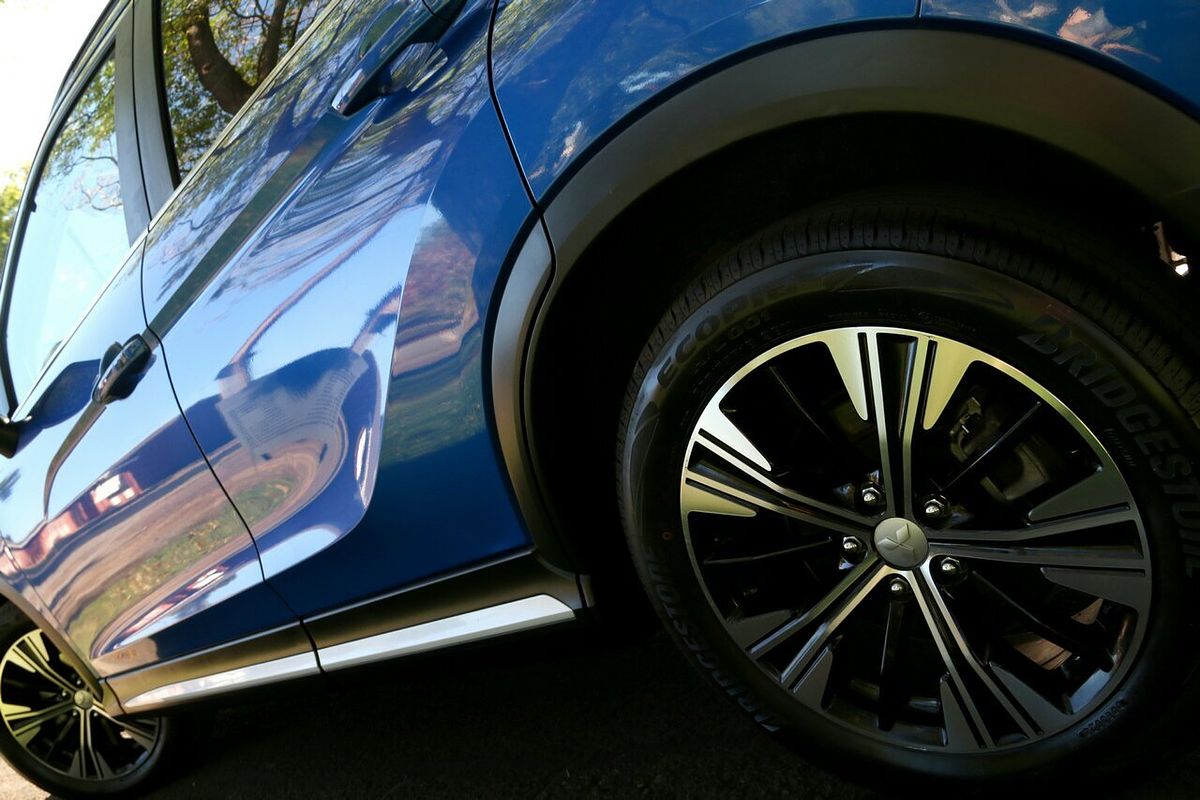 2019 Mitsubishi Eclipse Cross LS YA