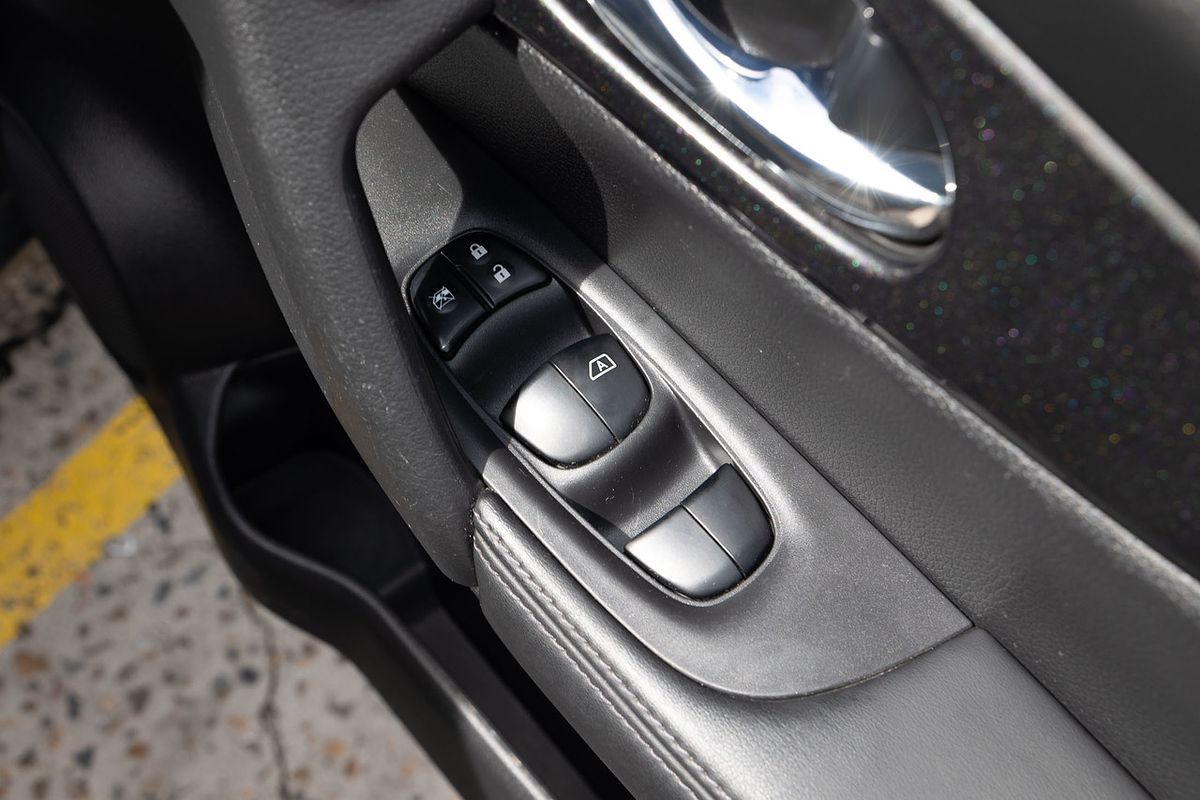 2017 Nissan X-TRAIL TS T32 Series II
