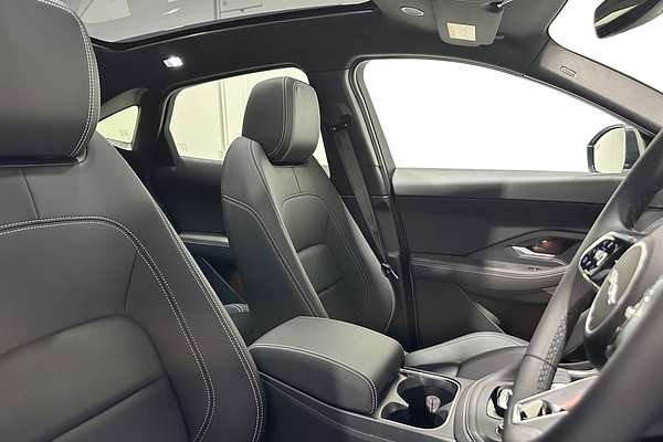 2024 Jaguar E-PACE P250 R-Dynamic SE X540