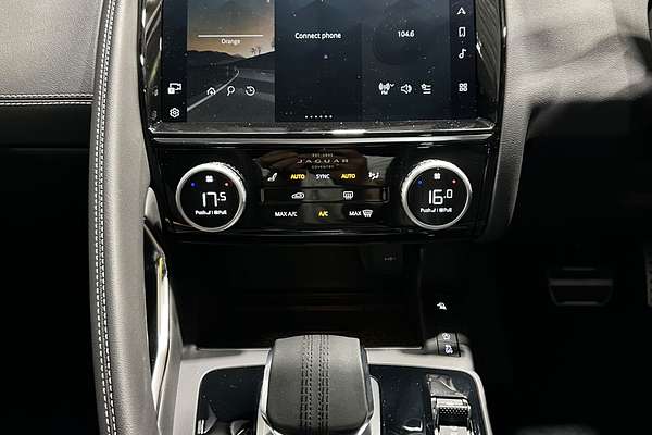 2024 Jaguar E-PACE P250 R-Dynamic SE X540
