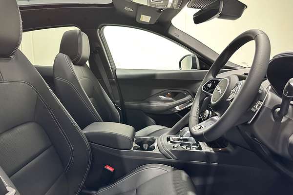2024 Jaguar E-PACE P250 R-Dynamic SE X540
