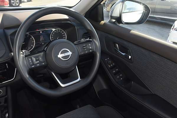 2024 Nissan X-TRAIL ST T33