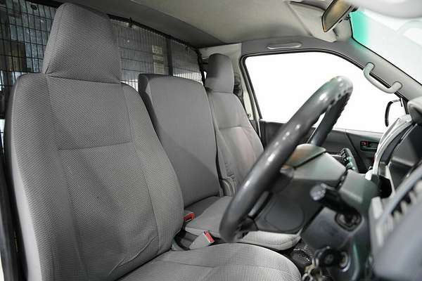 2008 Toyota Hiace KDH201R LWB