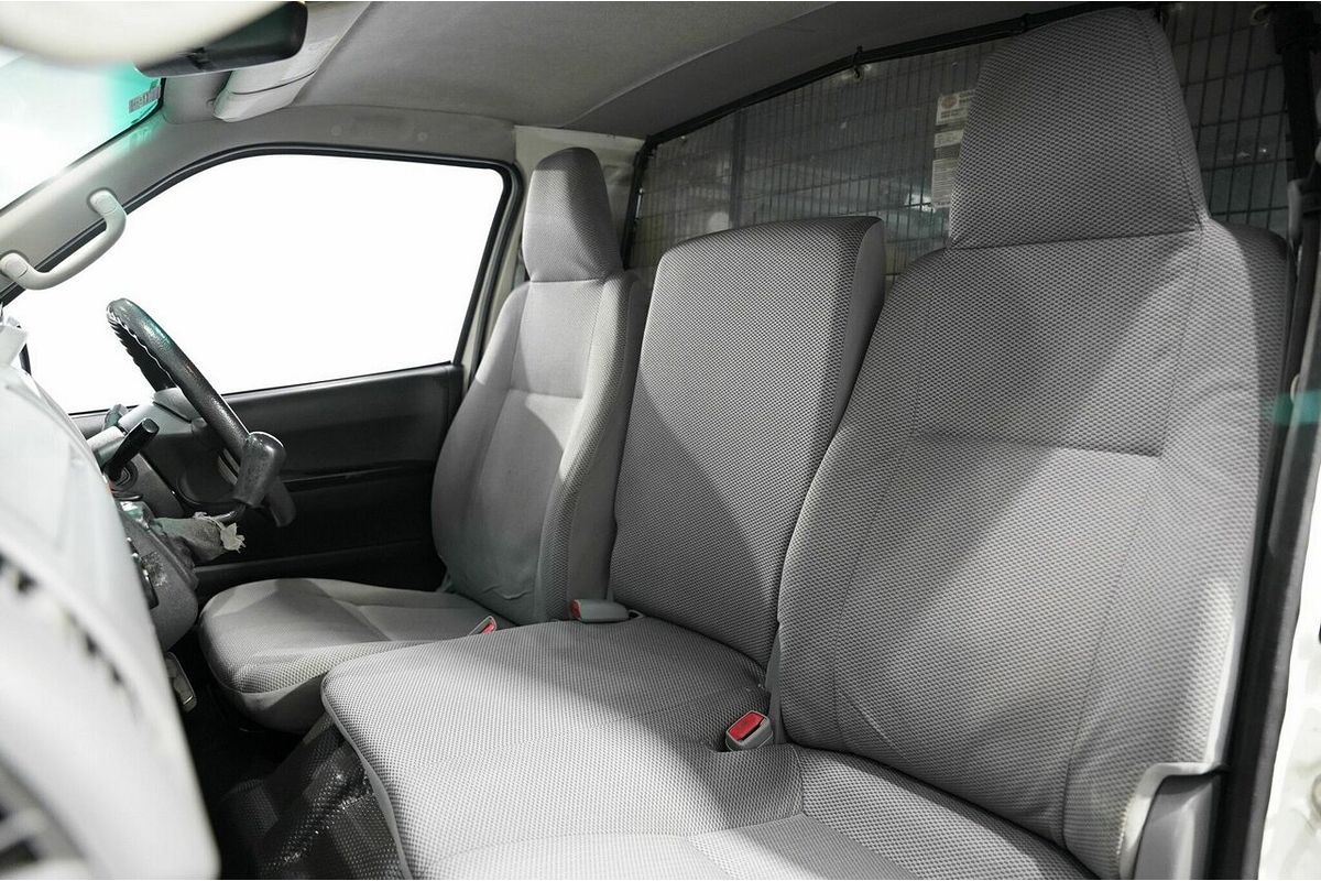 2008 Toyota Hiace KDH201R LWB