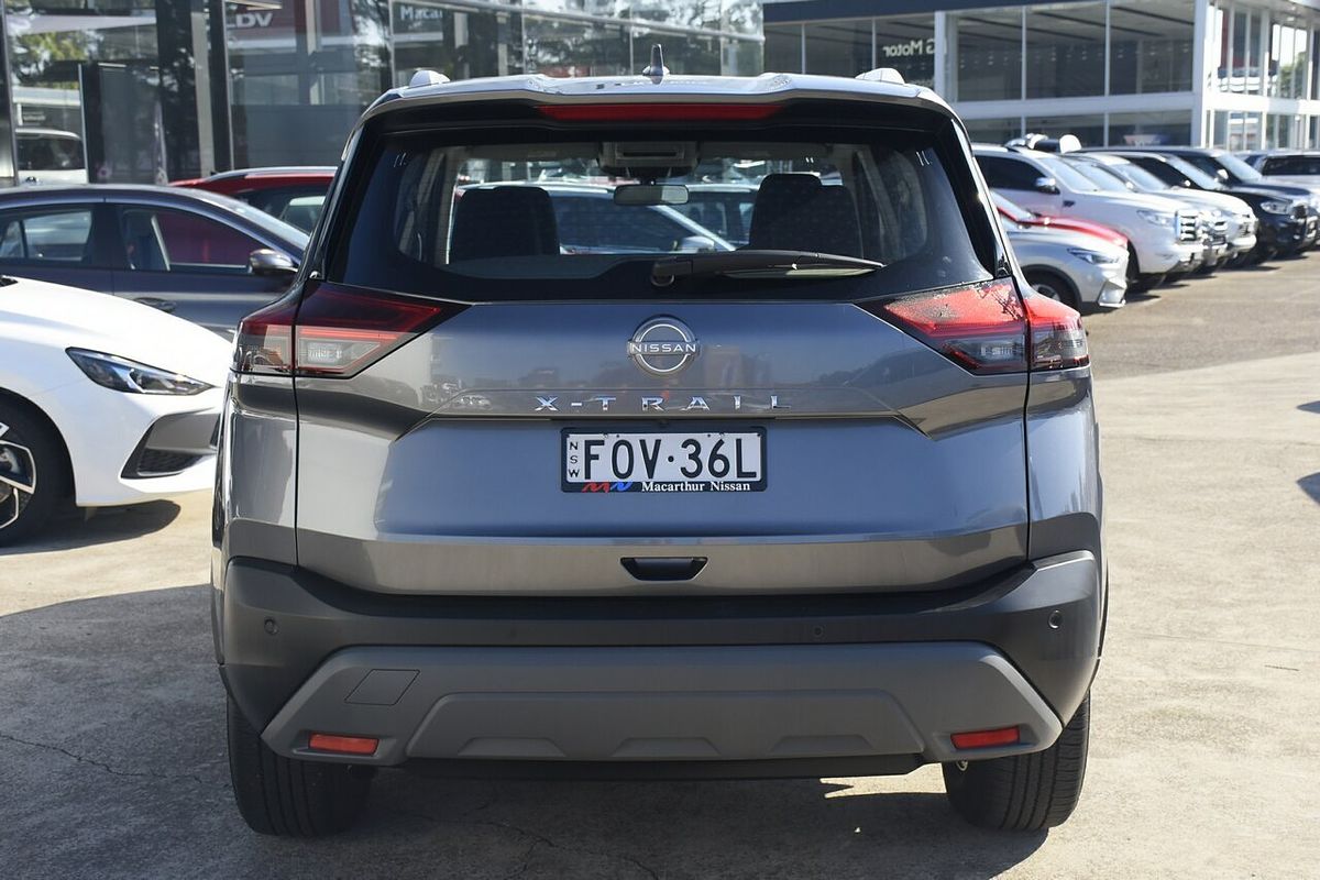 2024 Nissan X-TRAIL ST T33
