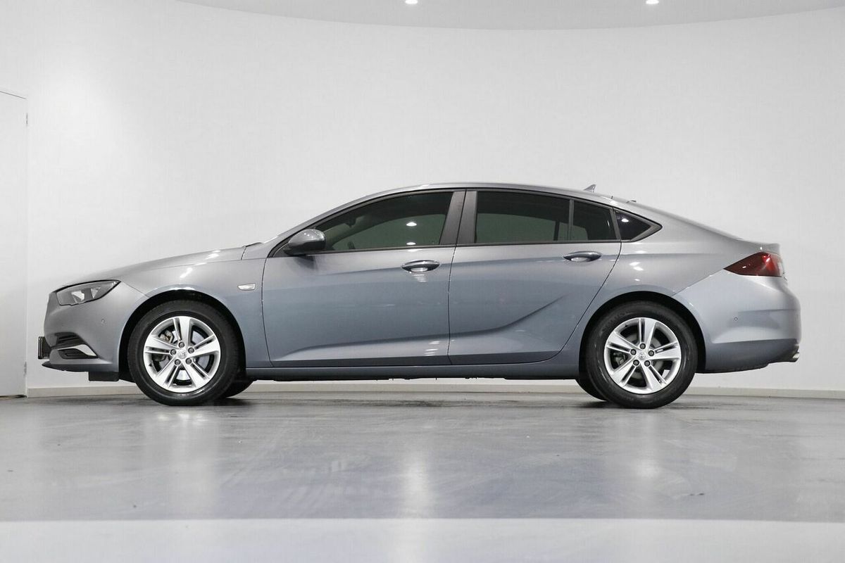 2020 Holden Commodore LT ZB