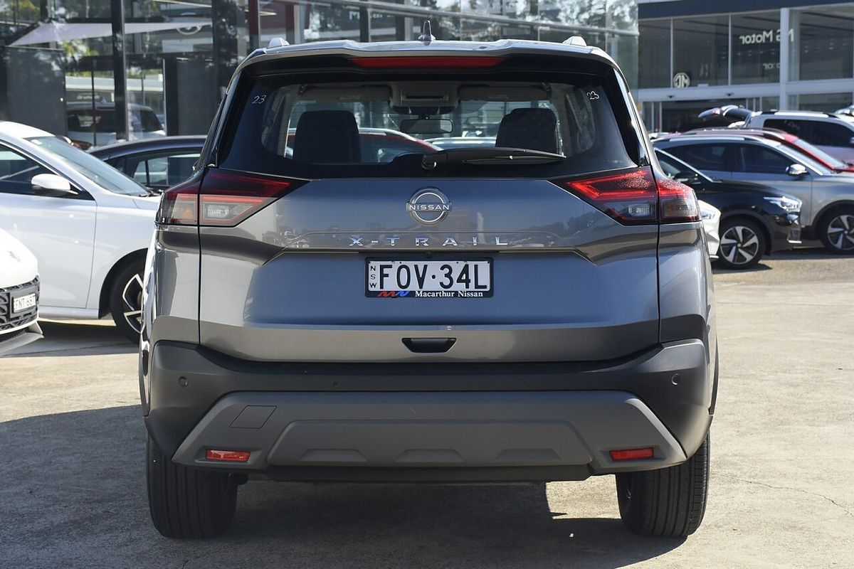 2024 Nissan X-TRAIL ST T33
