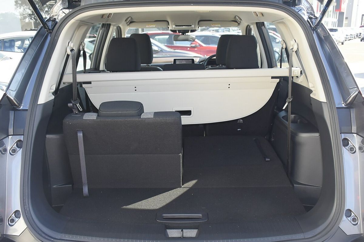 2024 Nissan X-TRAIL ST T33