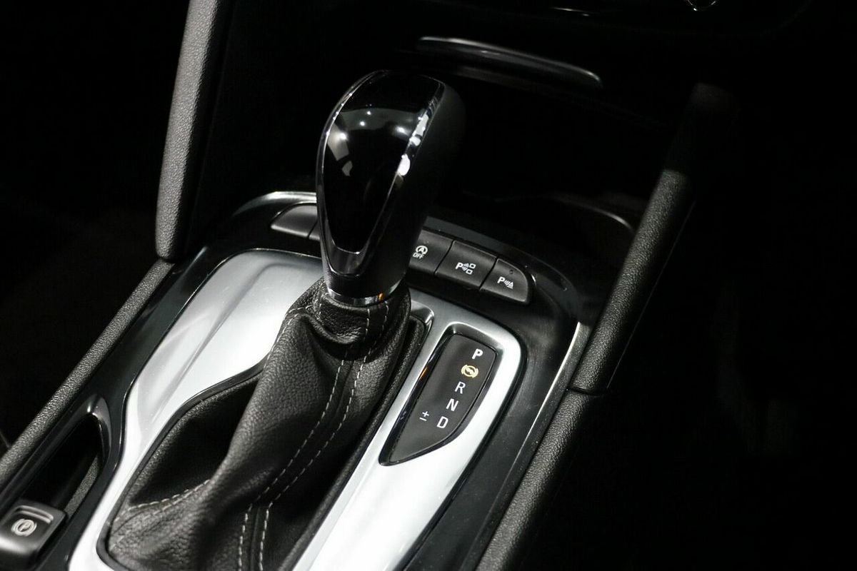 2020 Holden Commodore LT ZB