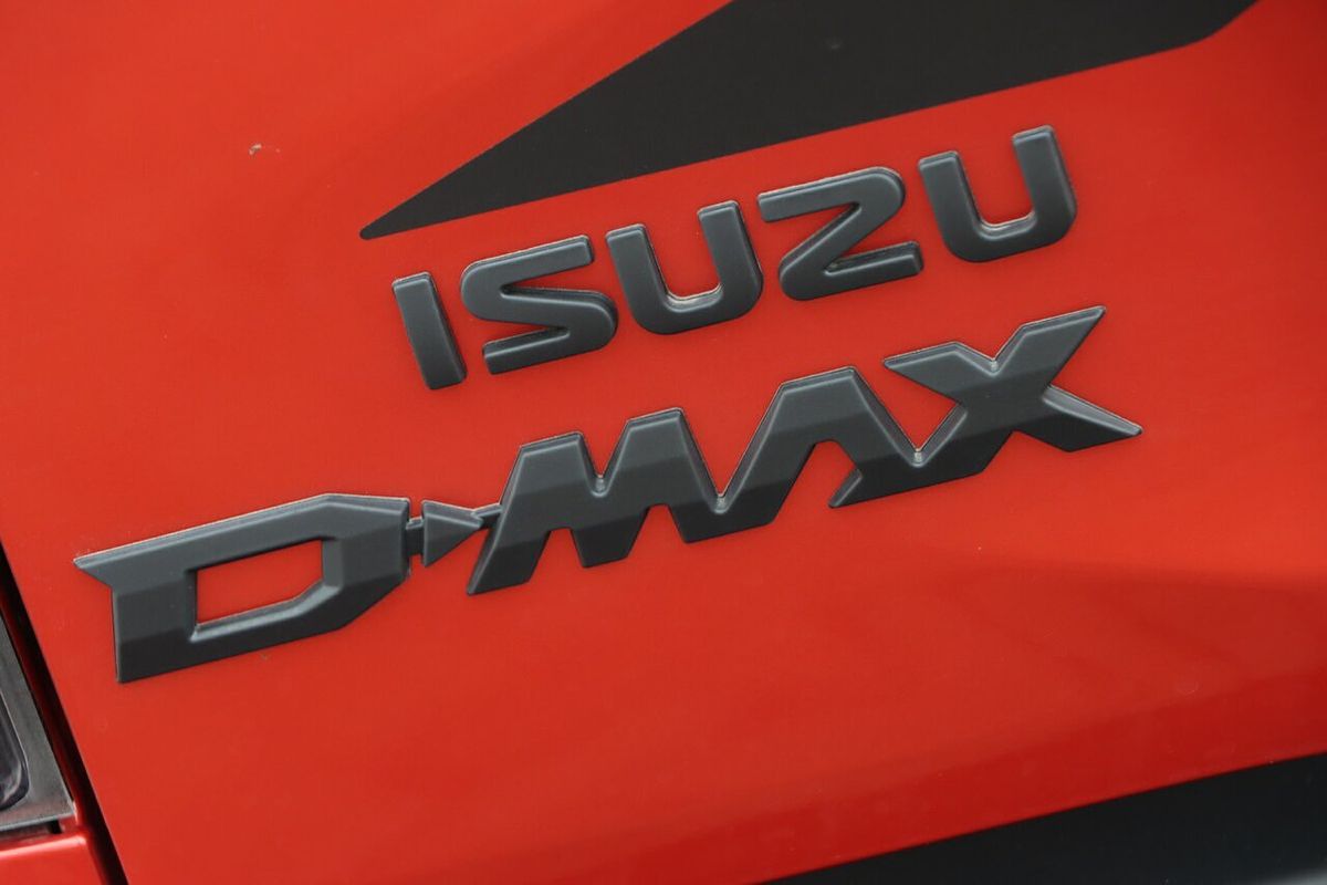 2024 Isuzu D-MAX BLADE 4X4
